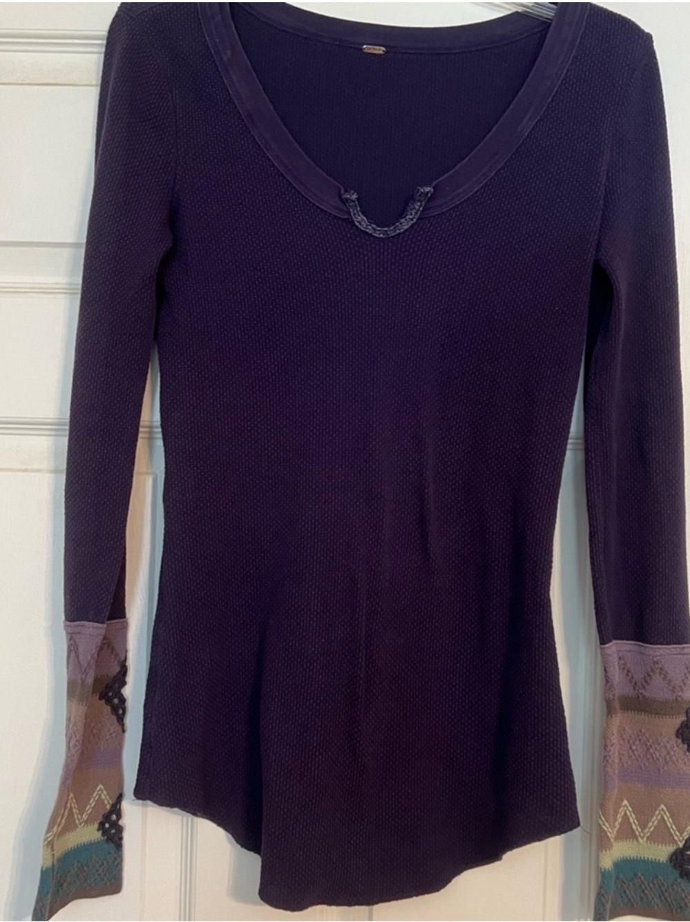 Free People Kombucha Crochet
Cuff Thermal purple